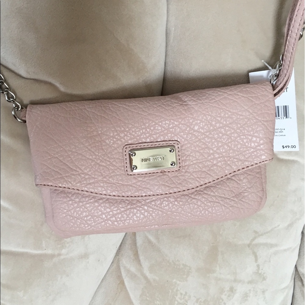 Nine West Crossbody convertible wristlet NWT Blush