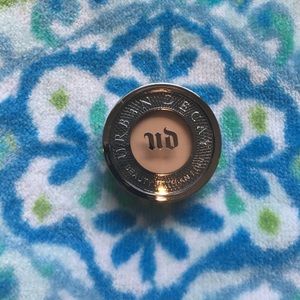 Urban Decay Eye Shadow ABC Gum New, never swatched
