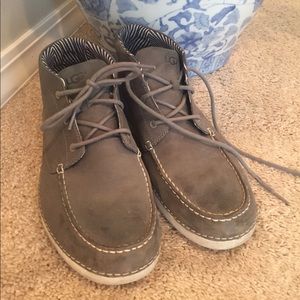 Men's leather UGG chukka boot/shoe