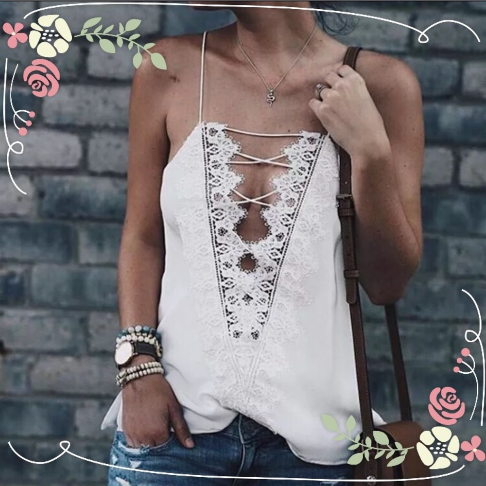 ✨AVAILABLE ✨Lace Up Tank