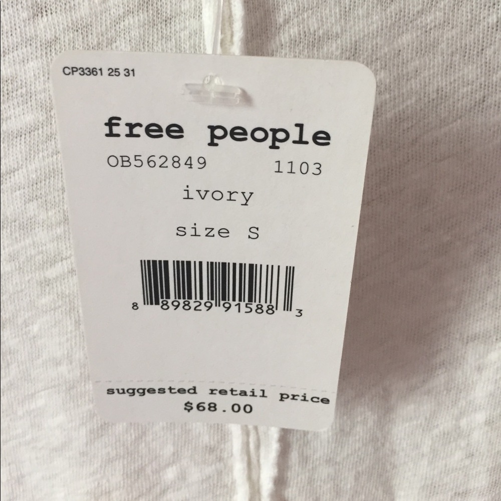 🆕 Free People Strawberry Ombré T-Shirt - Picture 5 of 6