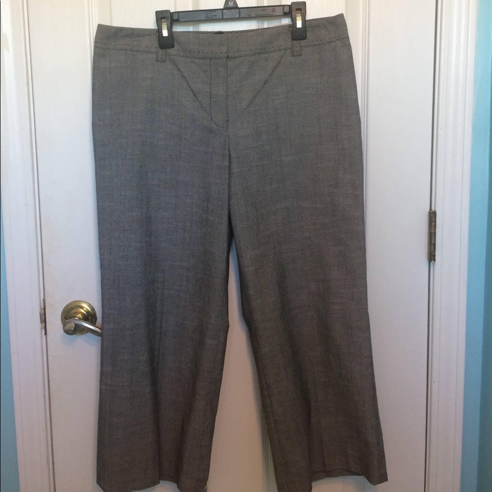 Ann Taylor Lindsay waist crop Capri pants size 10