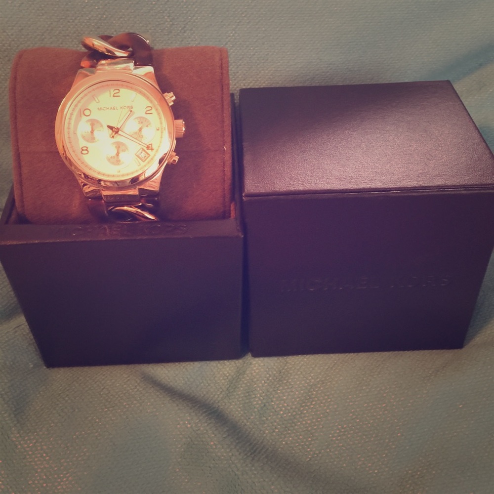 Michael Kors Gold-tone Chain link Ladies Watch