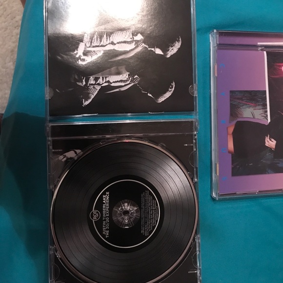 Miley Cyrus and Justin Timberlake CDs - Picture 3 of 3