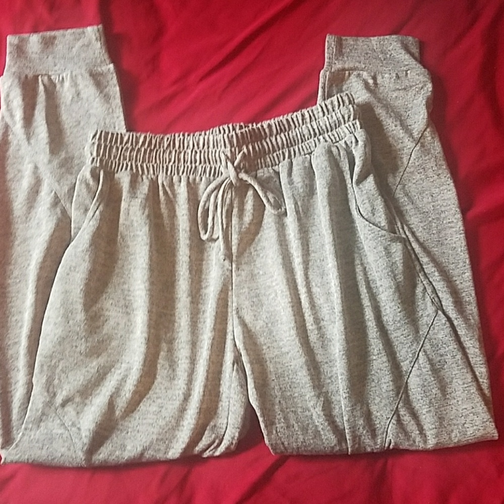 Color Thread sweatpants