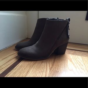 BLONDO Waterproof Booties 💦