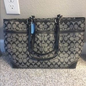 AUTHENTIC!!! COACH Tote