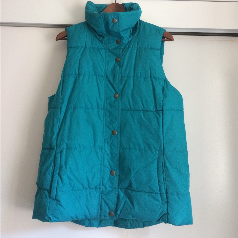 Old Navy Puffer Vest