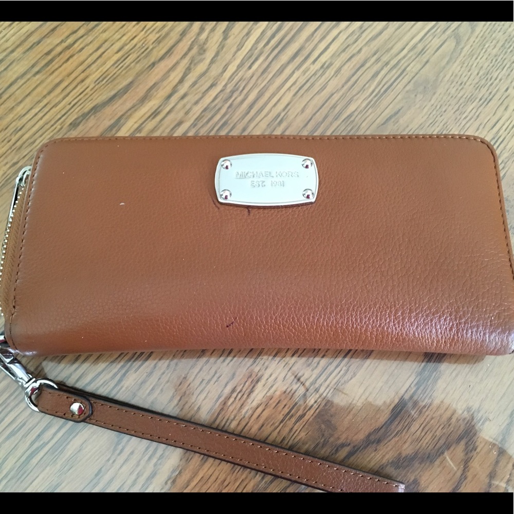 Michael Kors wallet