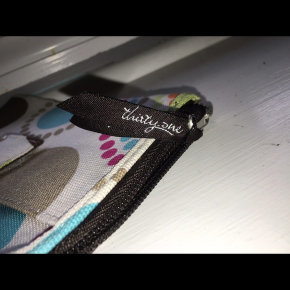 Thirty One Wristlet Wallet - Picture 4 of 4