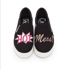 Super cute Sam Edelman slip on sneakers