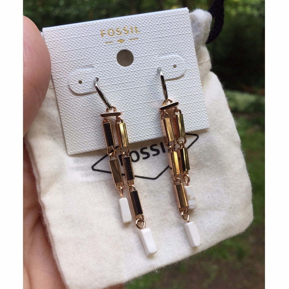 NWT fossil rose gold dangle earrings