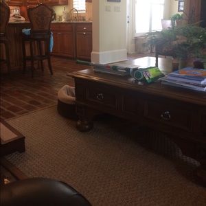 Meet your Posher, Robin