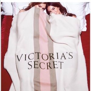 Victoria secret logo throw