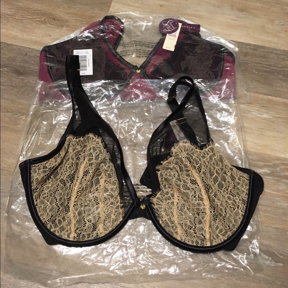 2 brand NEW Cacique 44F bras