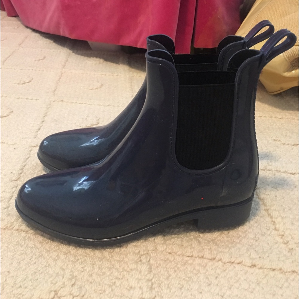 Never Worn J. Crew Chelsea Boot