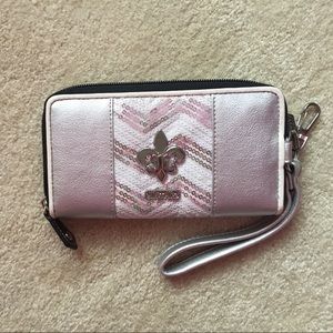 Miss Me Wristlet