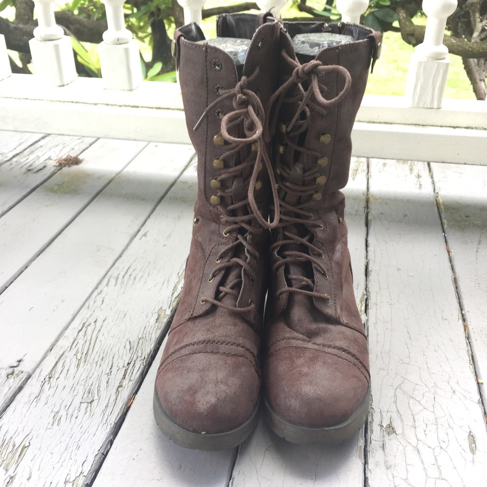 Cute Brown Combat Boots🍂