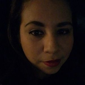 Meet your Posher, Hilda