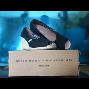 Toms black wedges, barely worn, size 10