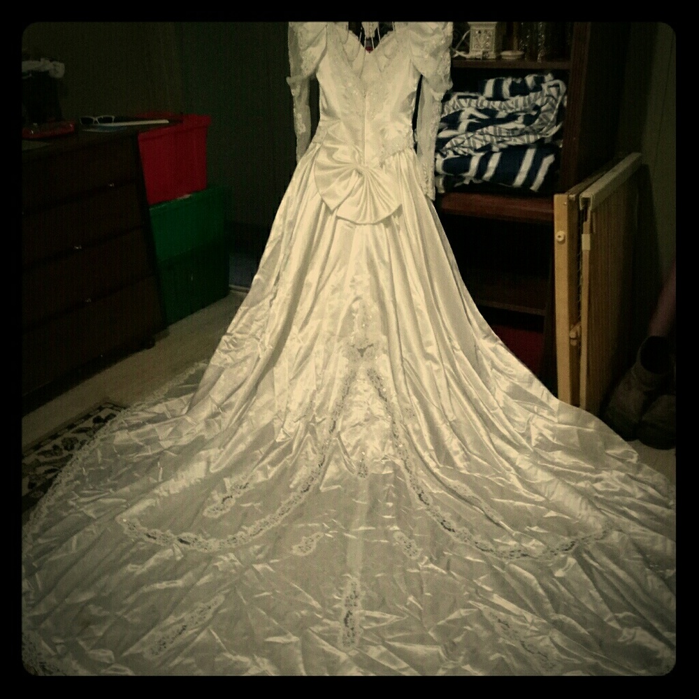 Vintage wedding gown