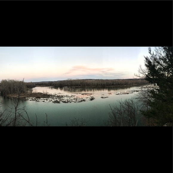 Meet your Posher, Mikayla - Picture 1 of 2