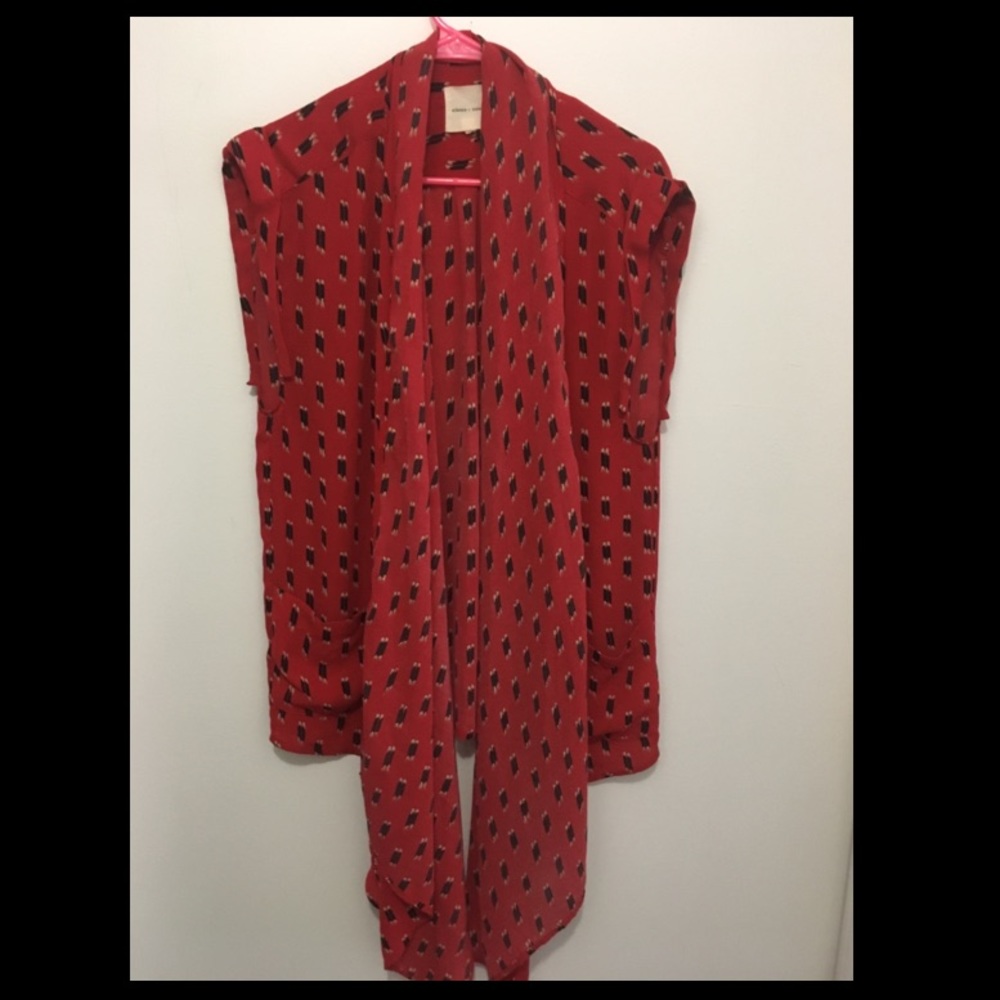 Red sleeveless kimono SILENCE + NOISE