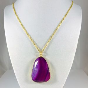 🎉HP!🆕💕Pink onxy agate druzy geode pendant