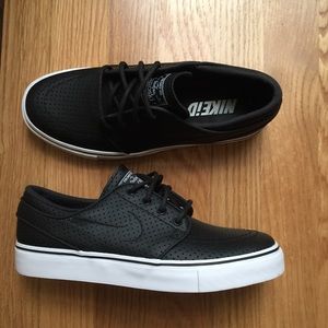 NIKE Stefan Janoski Sneakers