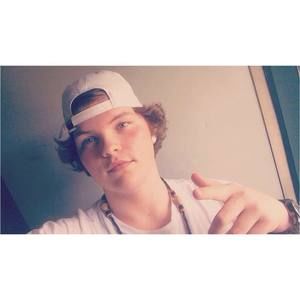 Meet your Posher, Brady