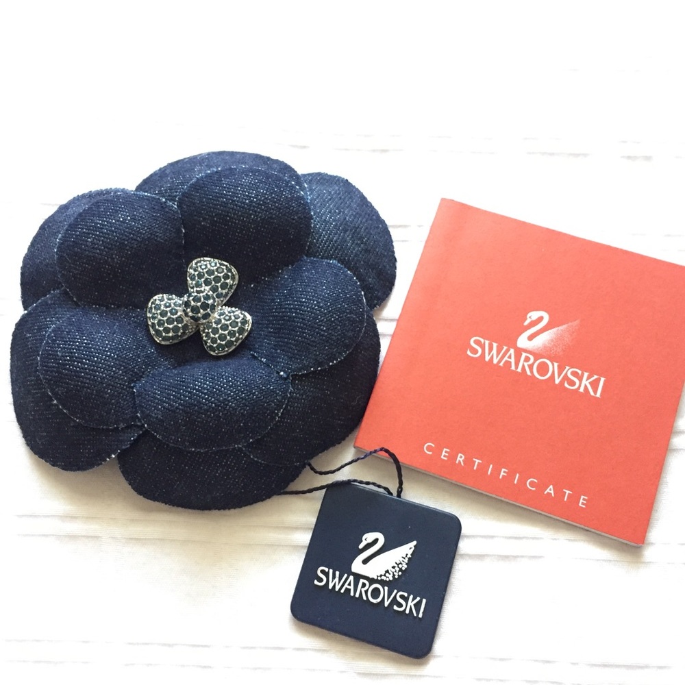 ⚡️NEW⚡️Swarovski Denim Brooch