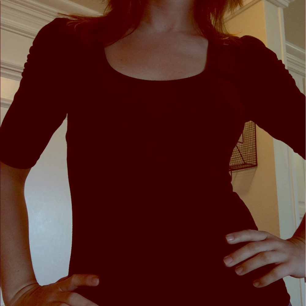 3/4 length black top