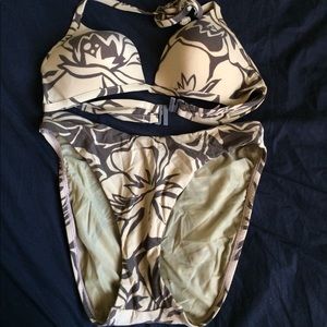 Victoria's Secret Swim - Victoria's Secret 2pcs bikini swim size 34b small Victoria's Secret Swim - Victoria's Secret 2pcs bikini swim size 34b small