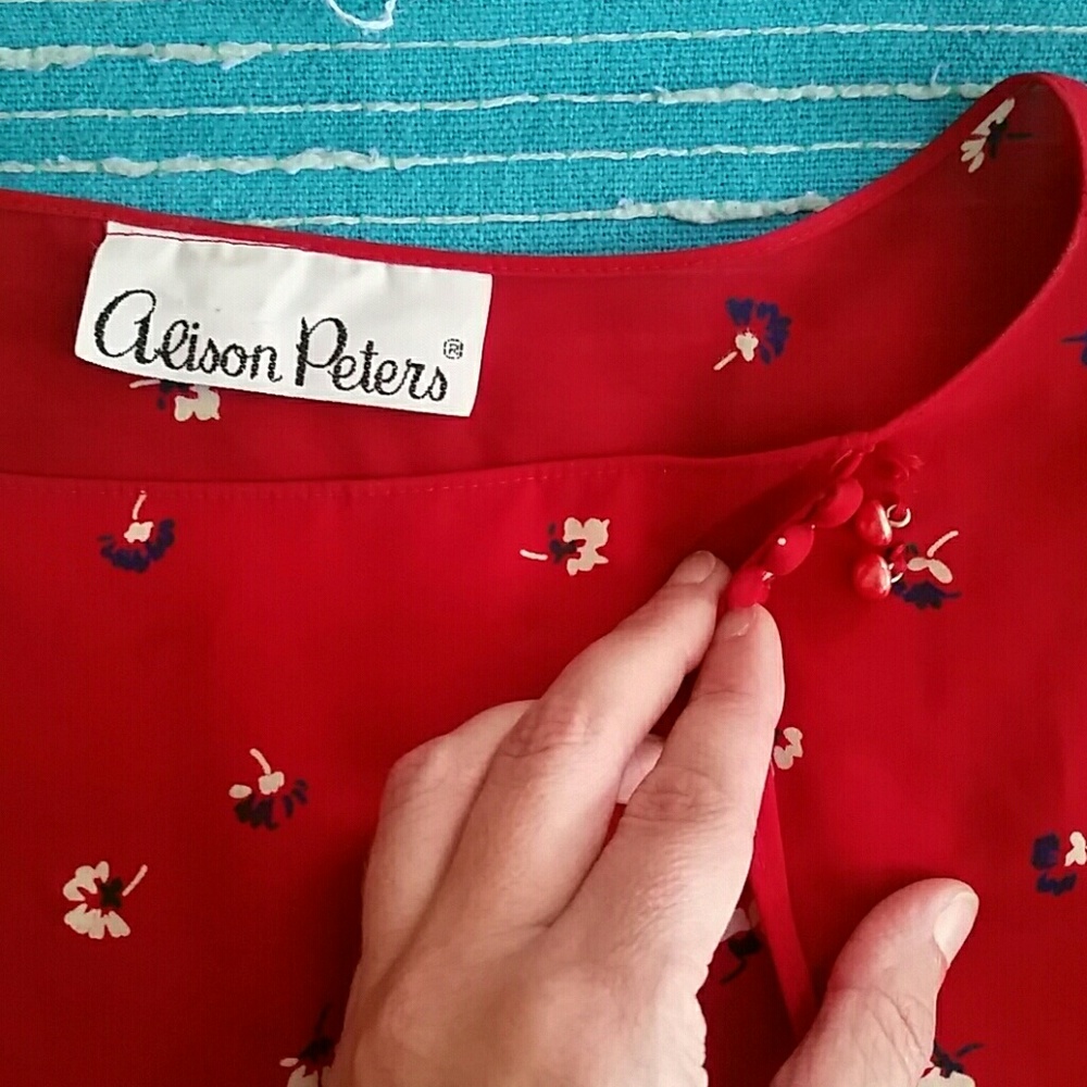 Vintage Red Flower Sheer Dress! *M/L* - Picture 5 of 7