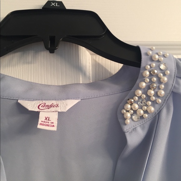 Candie's Pearl Collar Blouse - Picture 2 of 2