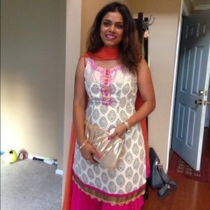 Shalwar suit. Punjabi patiala style.