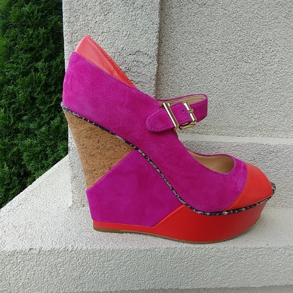 Gianni Bini Wedge Sandals