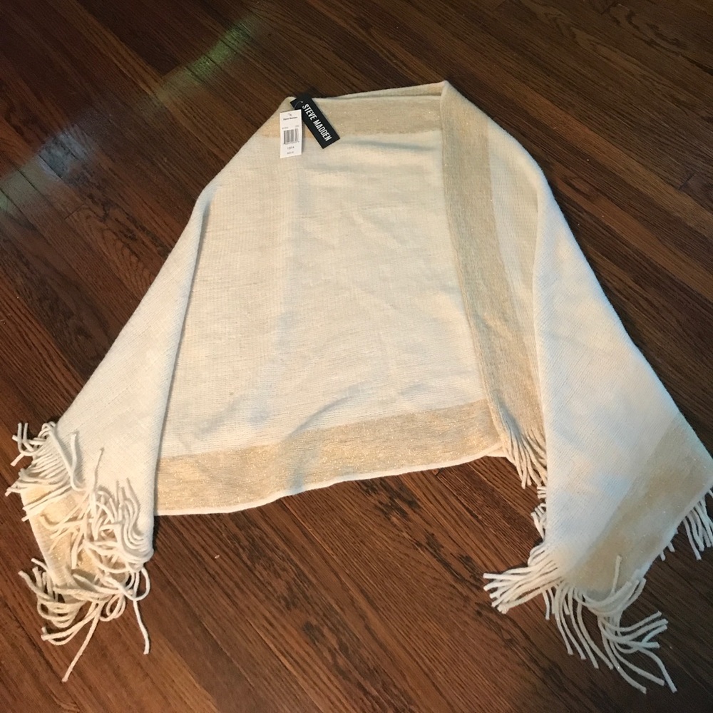 Steve Madden Poncho