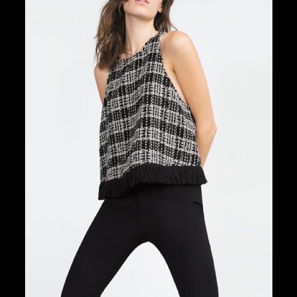 🛍SOLD🛍 Zara tweed crop top - Picture 3 of 4