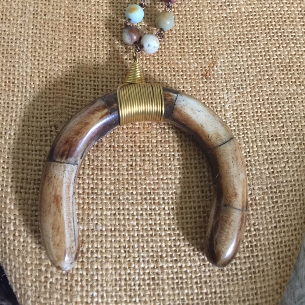 Necklace - Picture 2 of 4