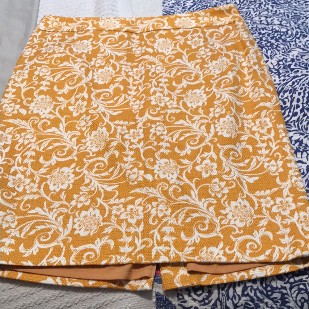 Ann Taylor Loft yellow skirt