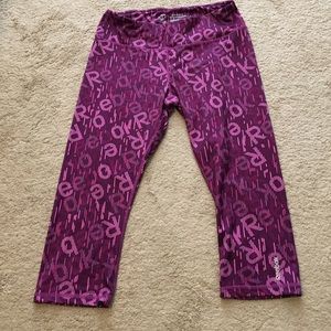 Reebok athletic leggings capris sz L