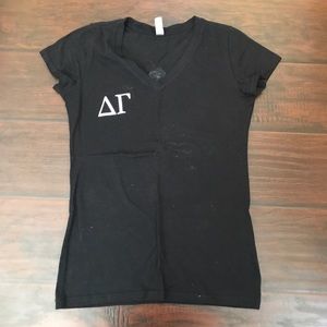 Delta Gamma v neck