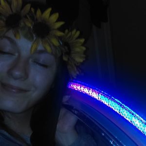 Meet your Posher, Leslie