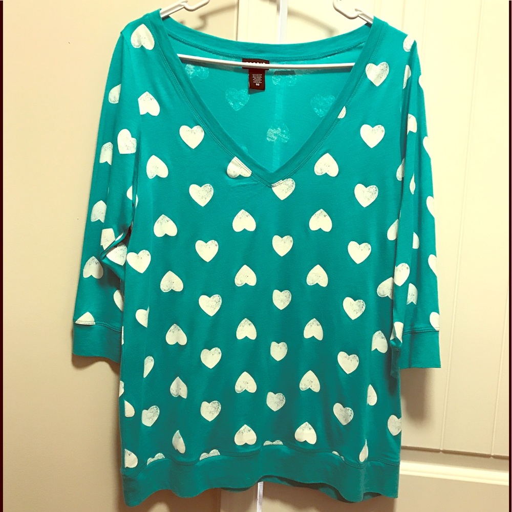 Torrid Heart Pattern 3/4 sleeve