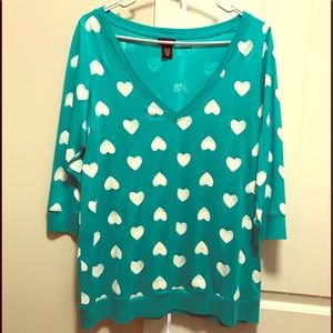 Torrid Heart Pattern 3/4 sleeve