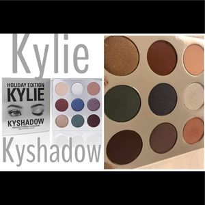 Kylie Holiday Eyeshadow Palette