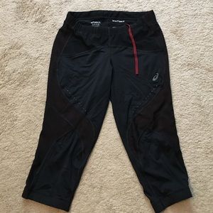 ASICS compression capris. Sz XL running workout