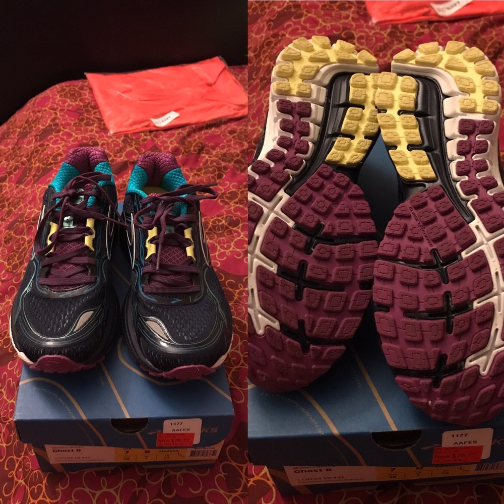 Worn ONCE. Brooks Ghost 8 Sz 7 running shoe!