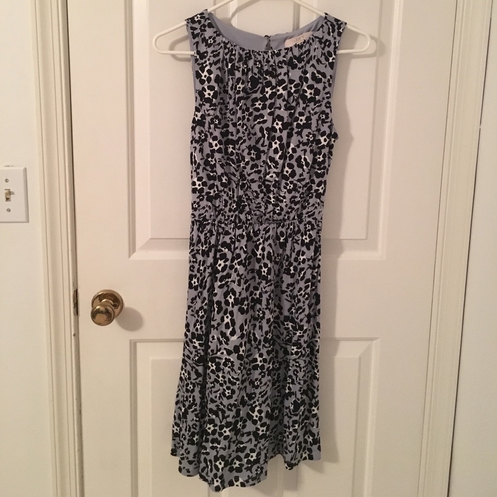 Floral loft dress EEUC! Size small.